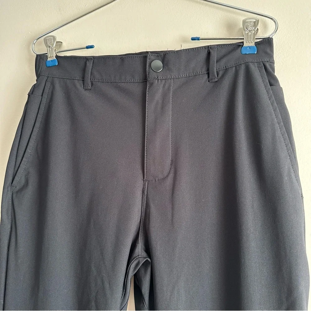 Cuts Clothing no notable